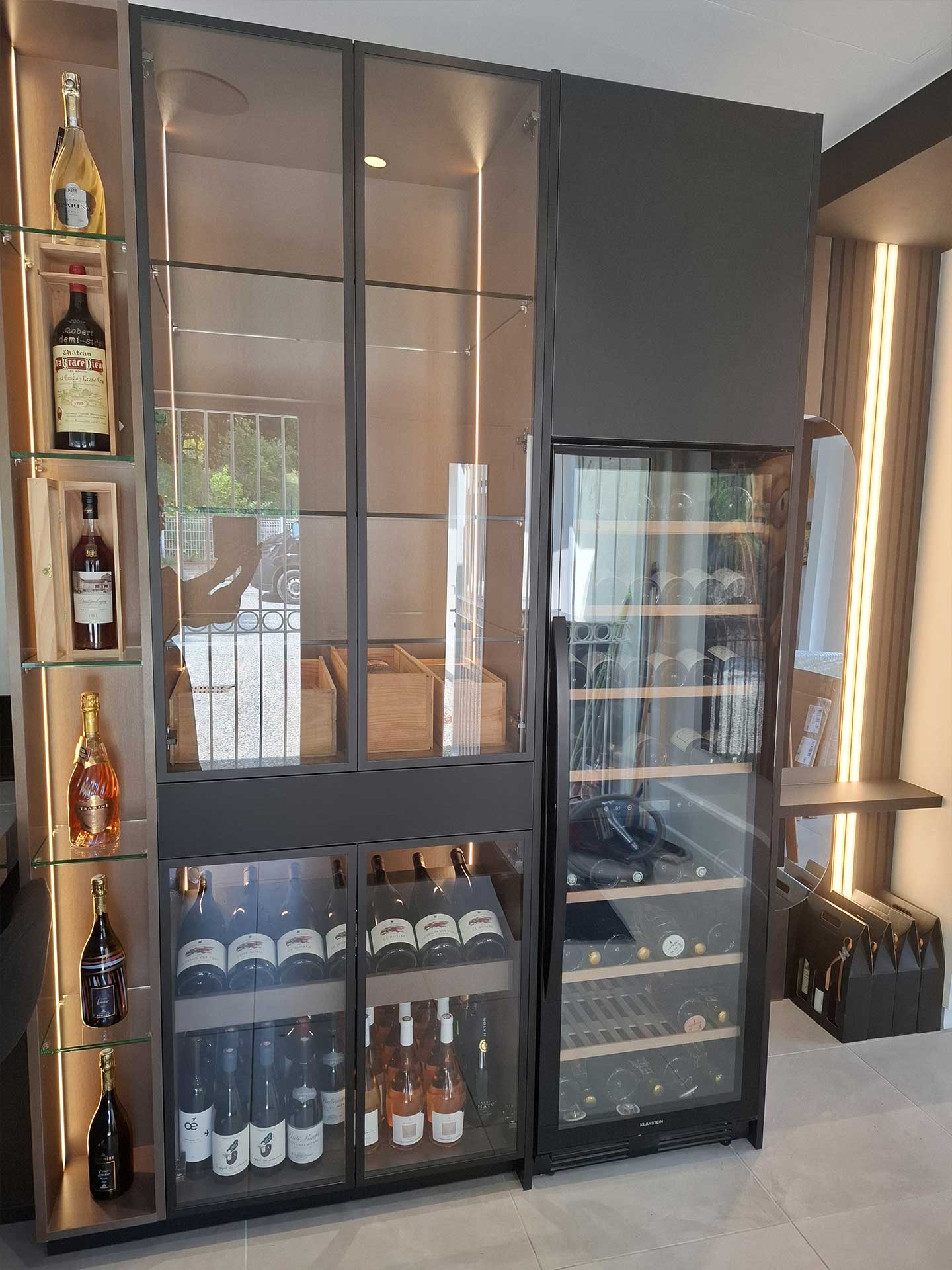 amengagement-cave-a-vin tete de lit sur mesure